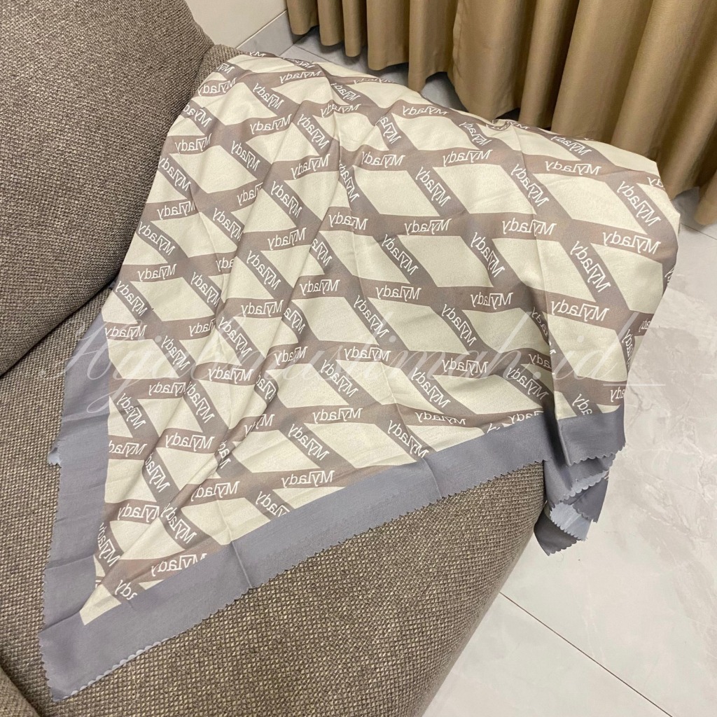 Free Pin & Pouch Segi Empat Motif ala My Lady VZ Monogram Afra Vivi Zubedi Lasabelle