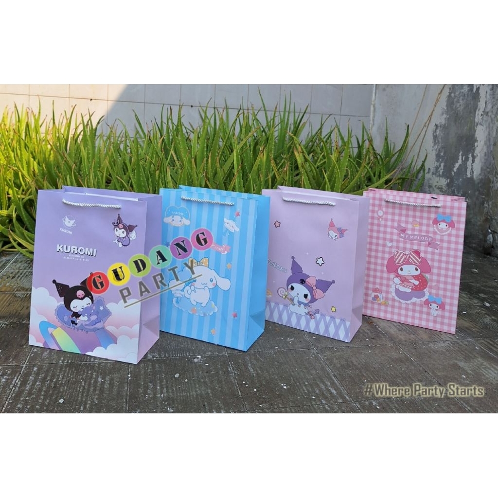 

Paper Bag Folio Import 166 Premium Tebal Tas Bingkisan Souvenir Hampers Goodie Bag
