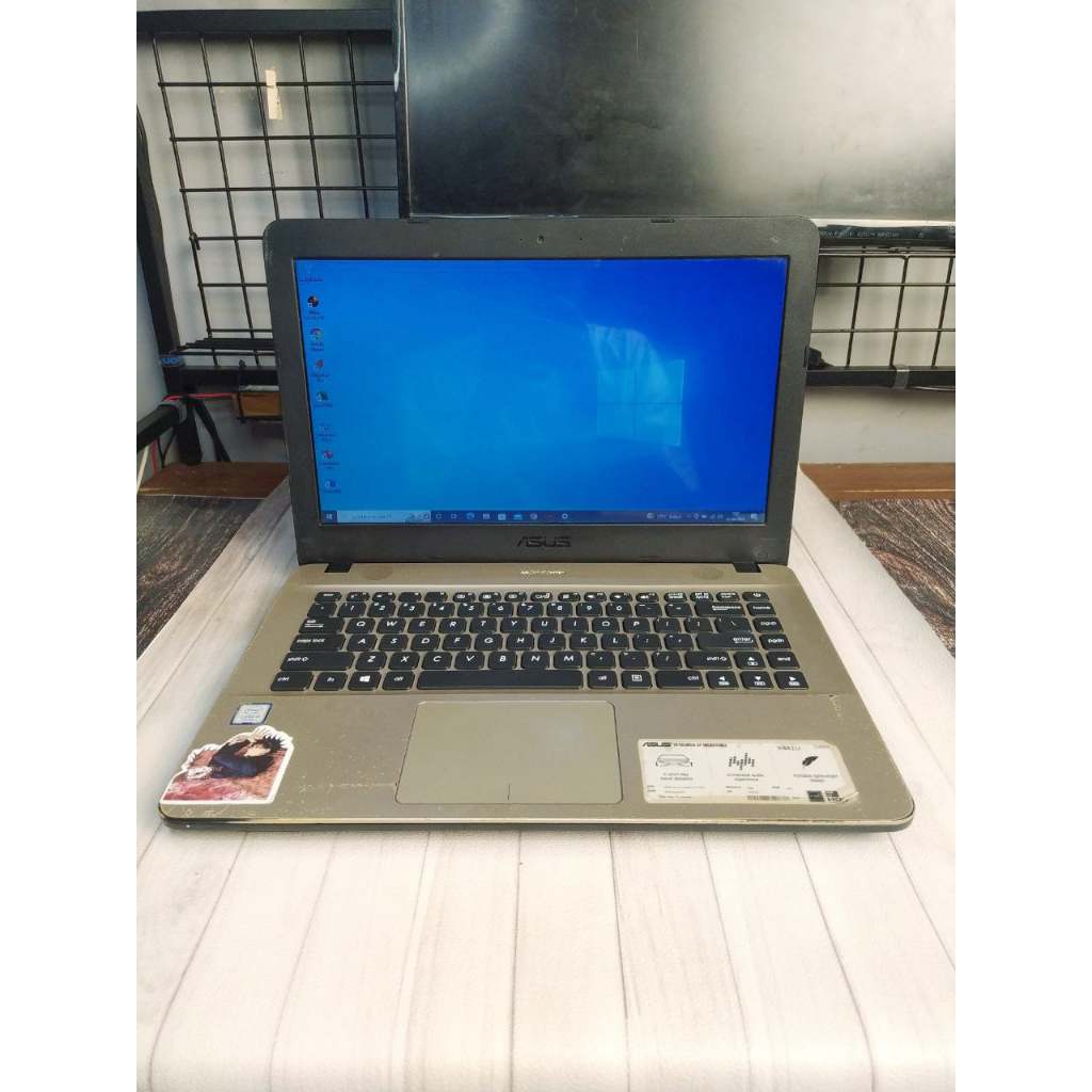 Laptop Asus Vivobook X441U i3 Gen 7 Ram 4GB SSD 120GB HDD 1TB Second