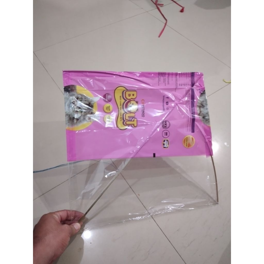 LAYANGAN PLASTIK UKURAN 58 1 PAK ISI 100 LAYANGAN