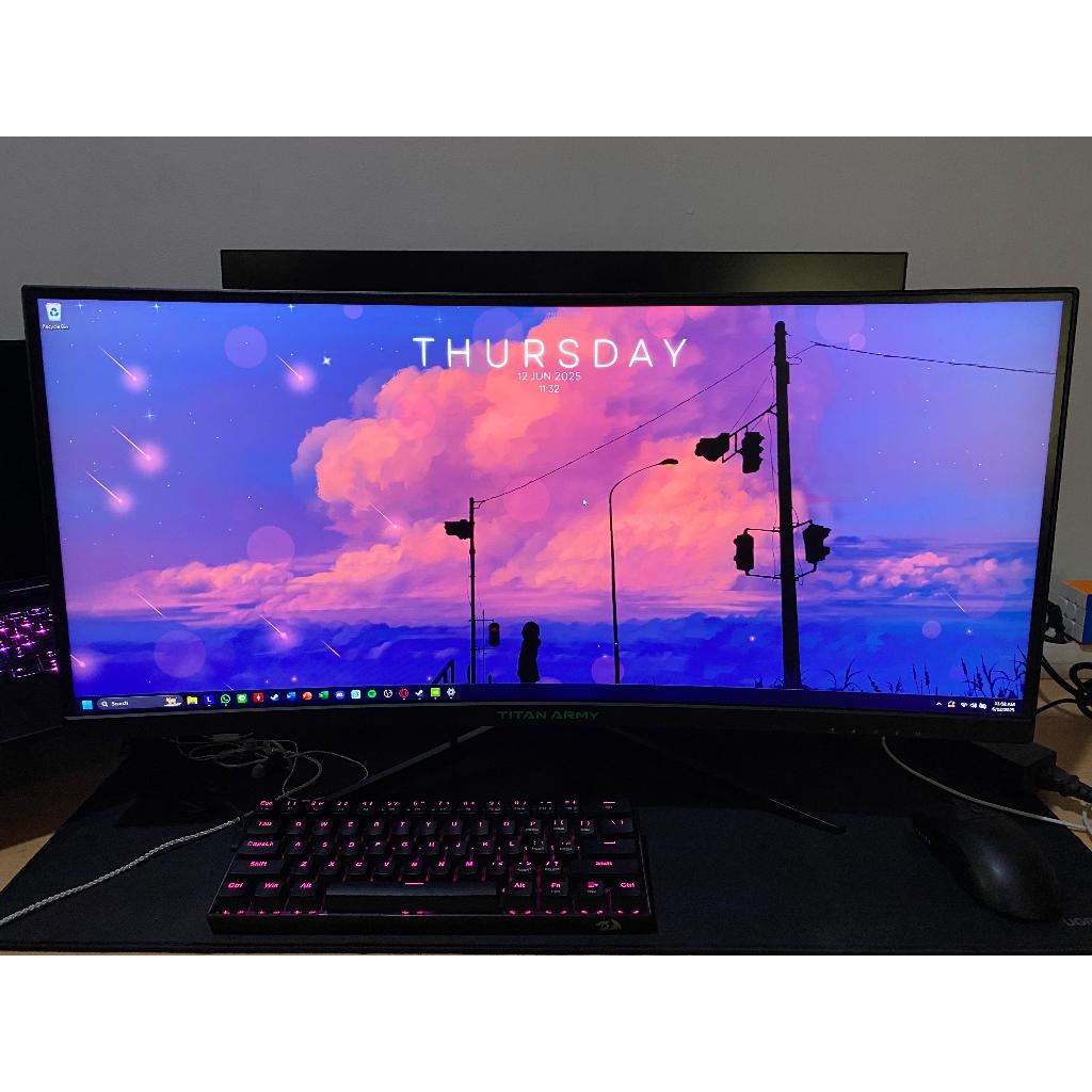 Titan Army C30SK PRO 30' 2K Ultrawide Curved Monitor