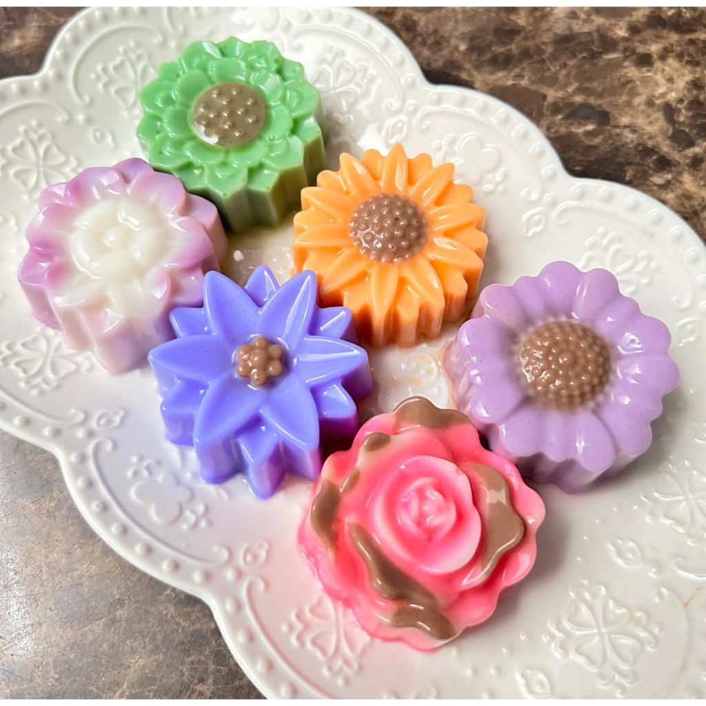 COD 12Pcs Cetakan Cup Bunga Set Kue 5.5 cm Plastik / Cetakan Bunga Lotus / Cetakan Puding Plastik / 