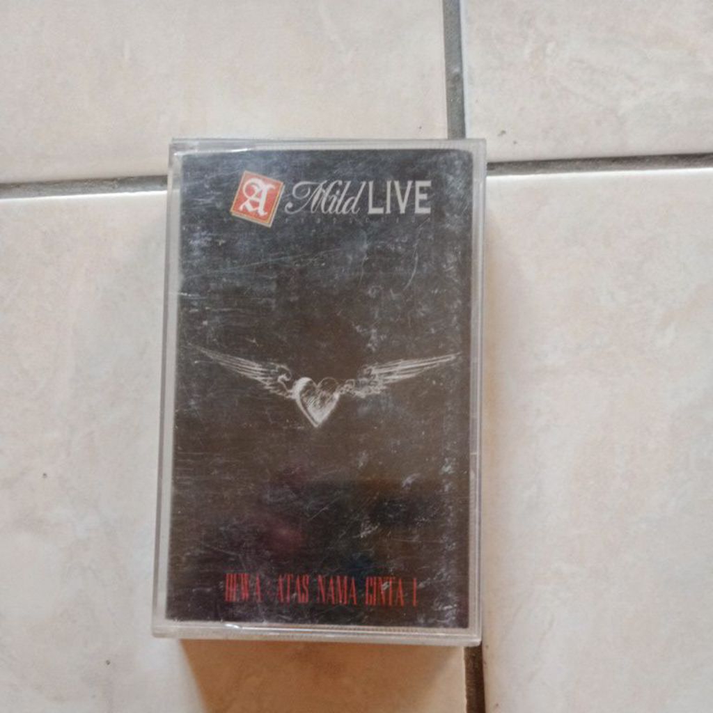 kaset pita dewa atas nama Cinta 1