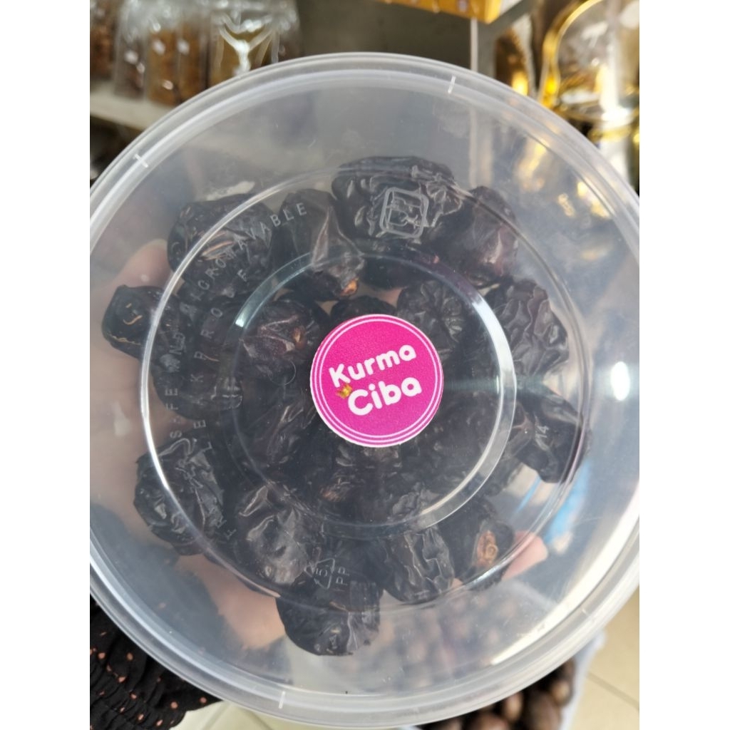 

Kurma ajwa castle farm 250gr