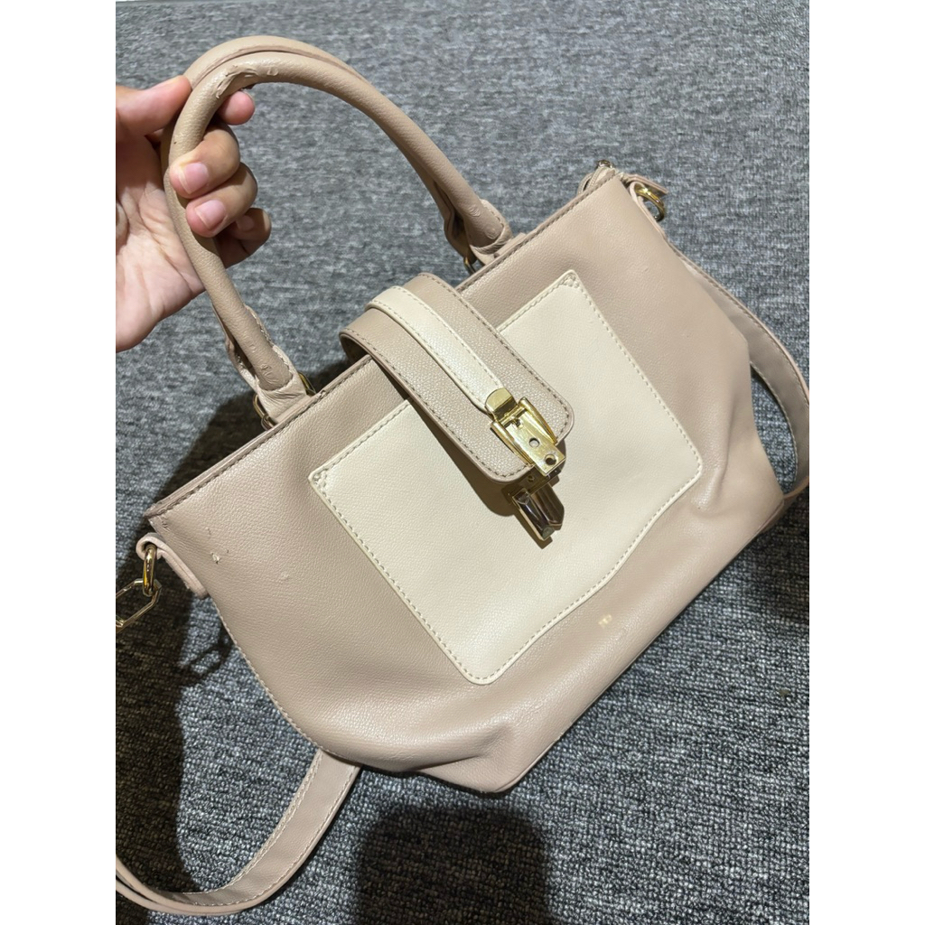 Preloved Tas elizabeth Cream Khaki