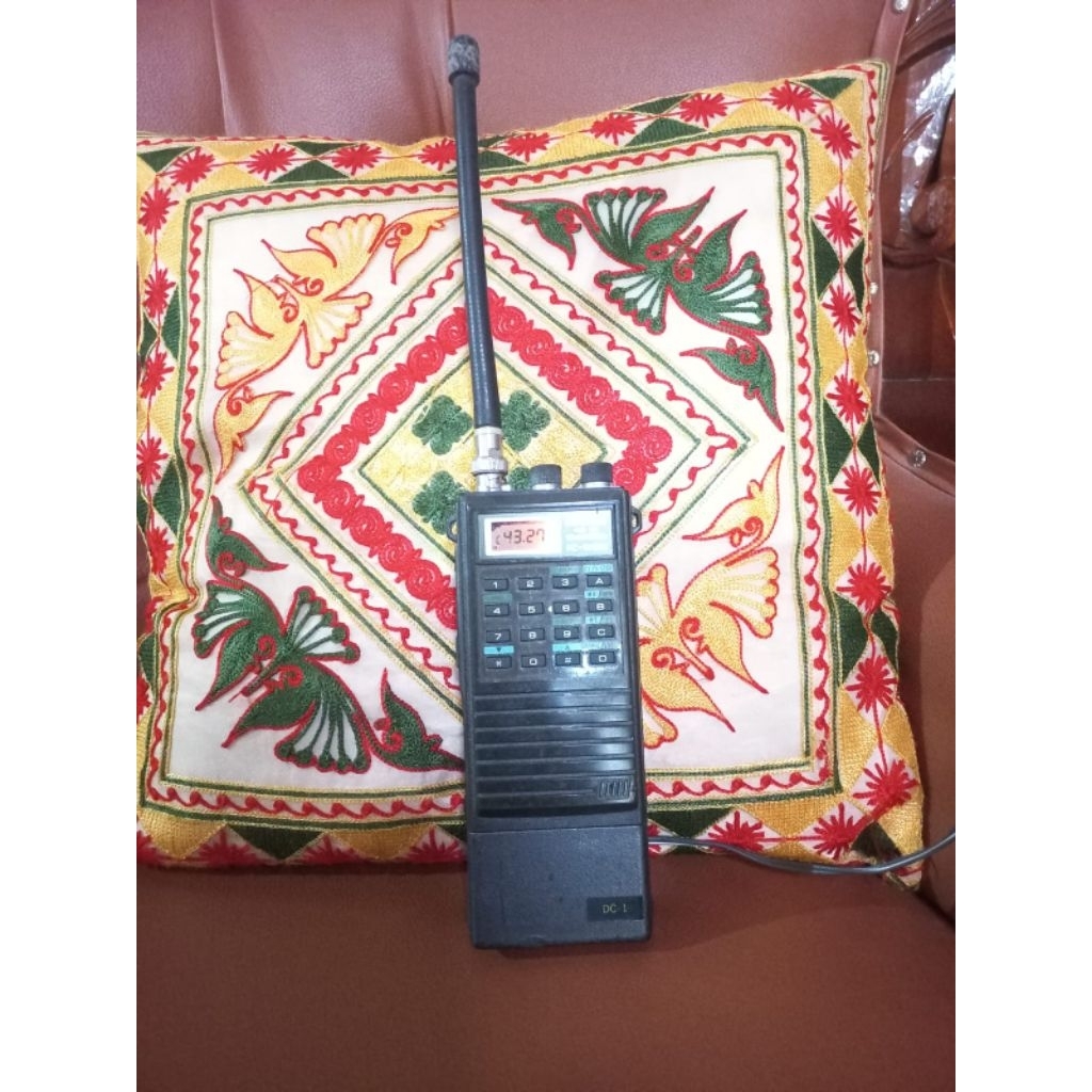 Handy Talky ICOM IC-02N – VHF FM Transceiver Antik