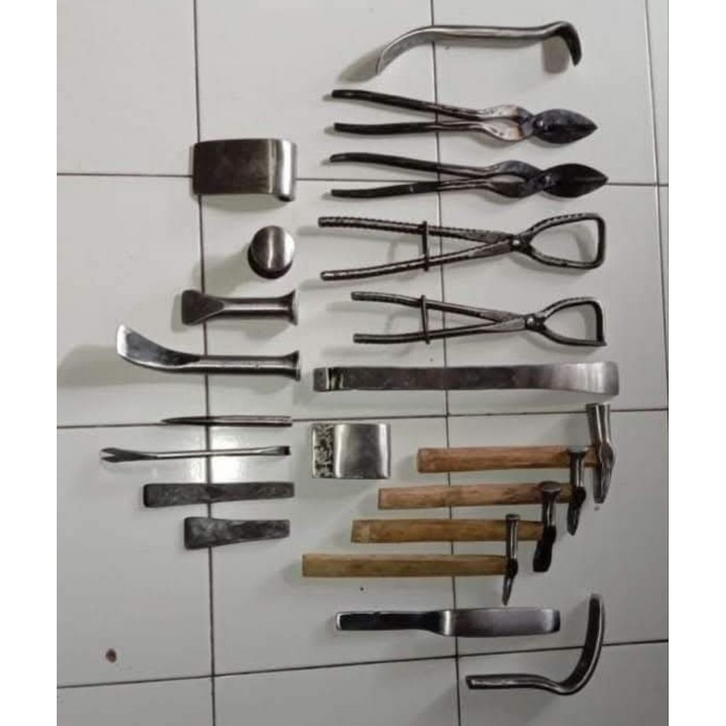 Alat ketok magic tradisional