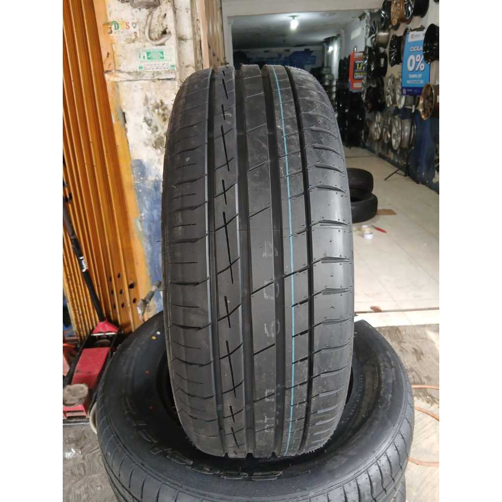 BAN SEKEN ACCELERA IOTA 265 65 R17 KONDISI BEKAS SEPERTI BARU