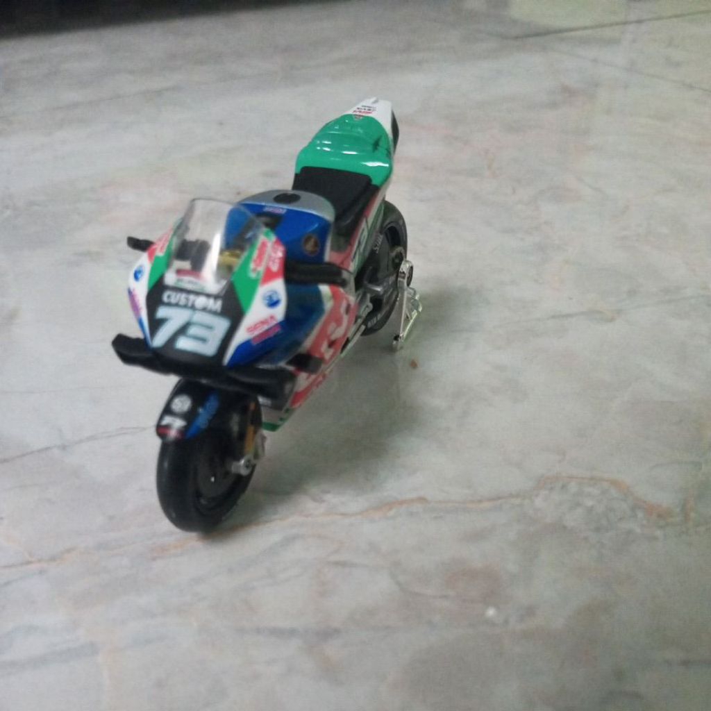 diecast miniatur motor HONDA RCV