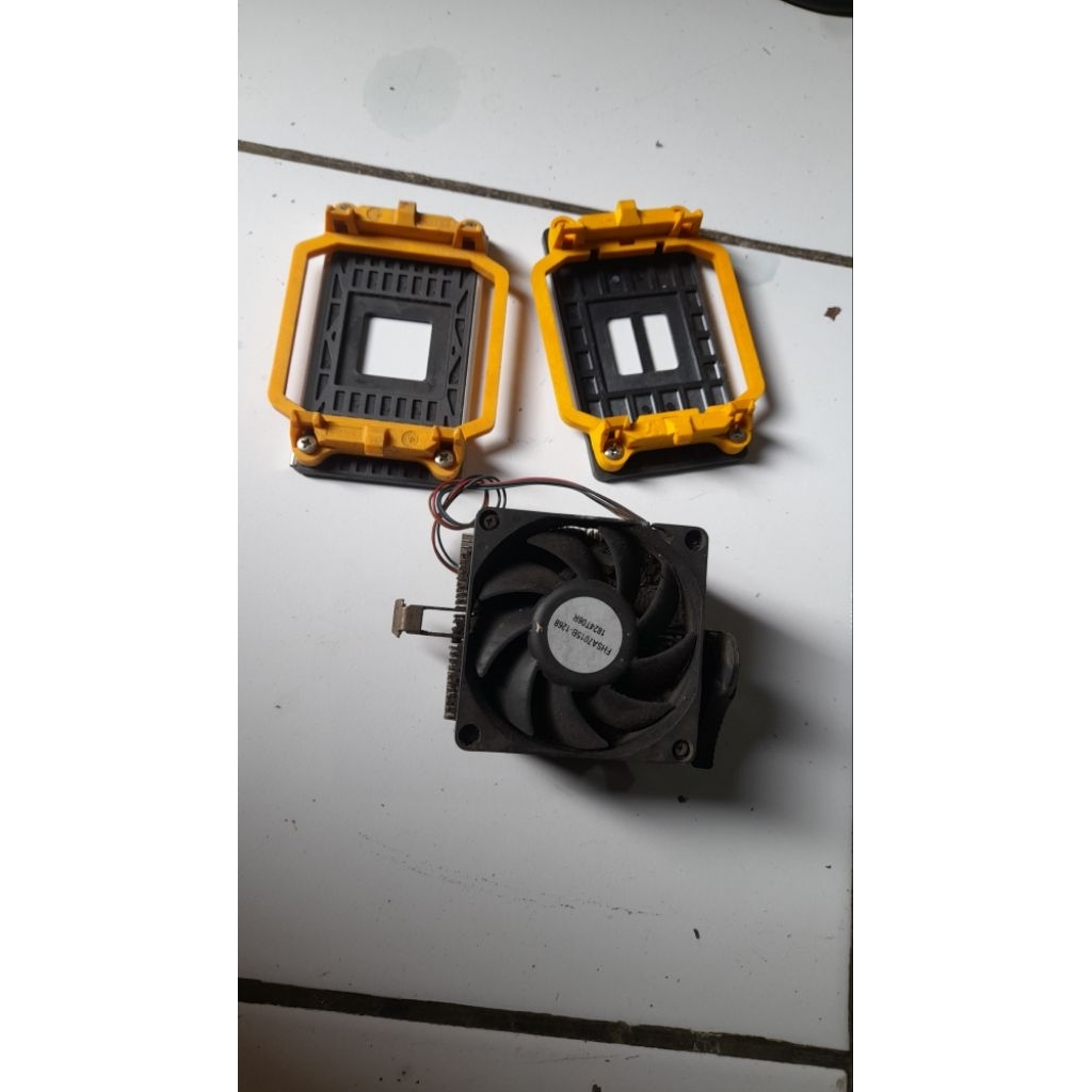 dudukan braket kipas heatsink  amd am2 am3 x2 athlon phenom fm1 fm2
