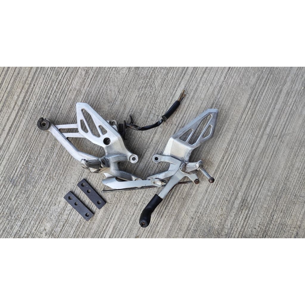 Underbone R15 vva foostep original r15 vva R15 v3 PNP VIXION XABRE R15 V2