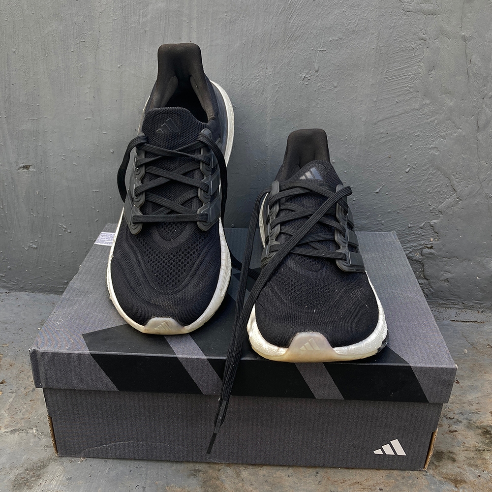 Adidas Ultraboost Light 23 Used