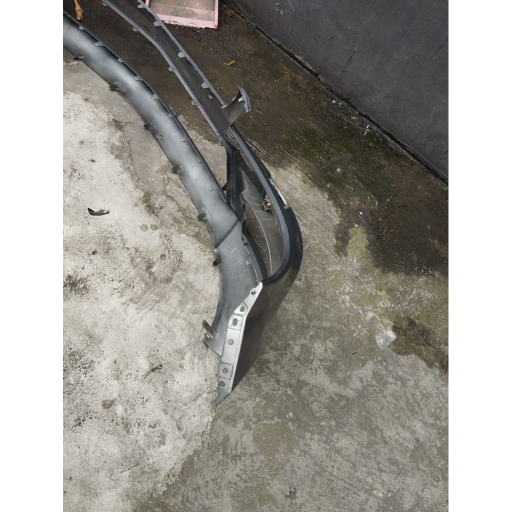 Bemper depan mercedes C w204 thun 2012-2014 original