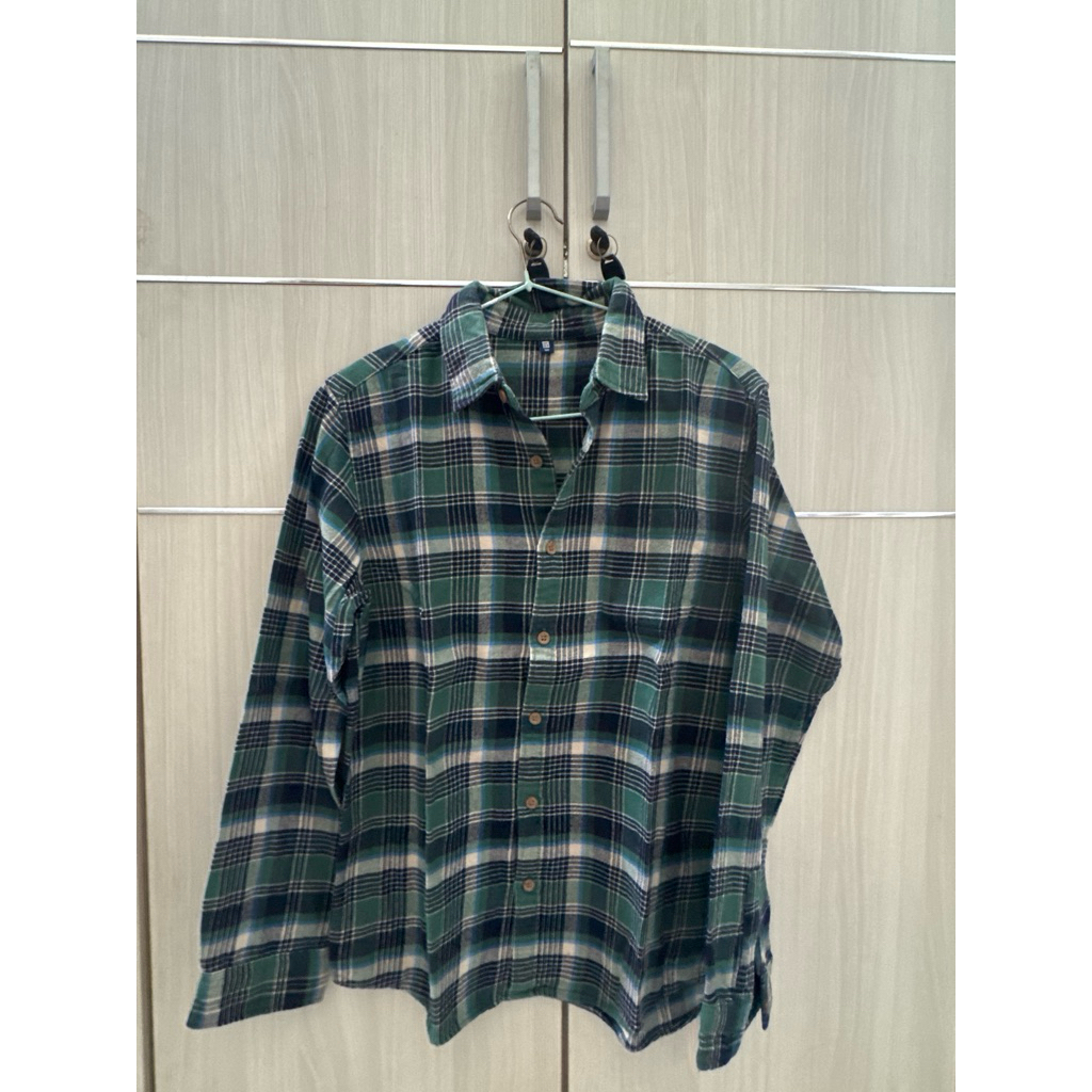 kemeja uniqlo second