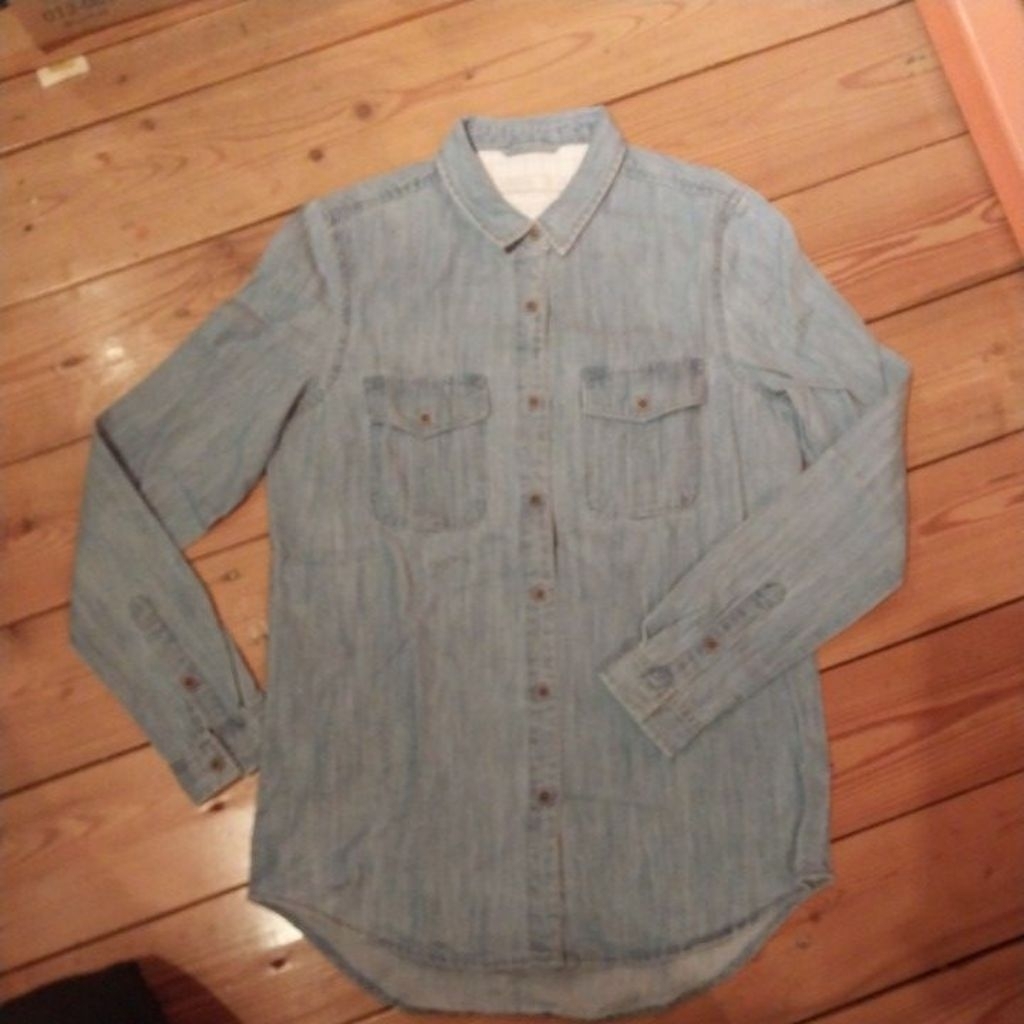 PRELOVED KEMEJA DENIM PADINI