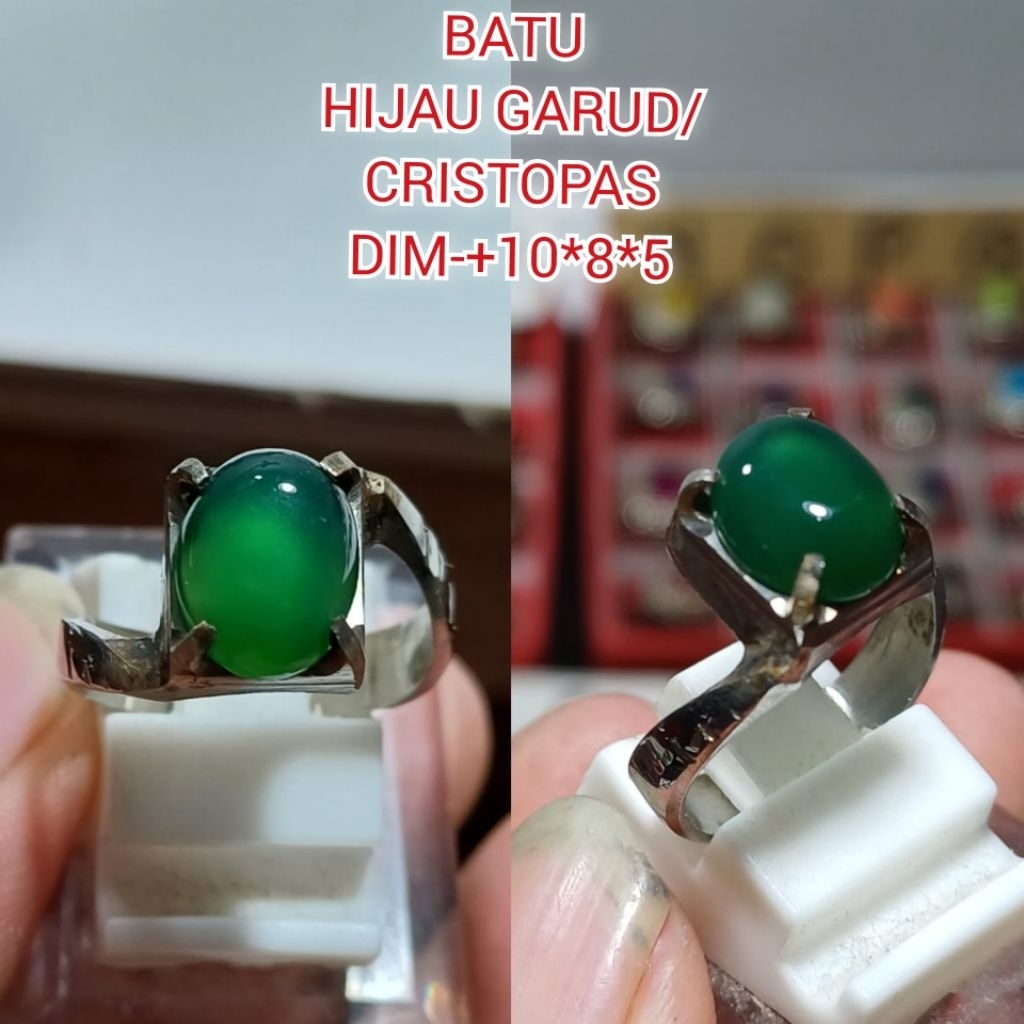 BATU CINCIN WANITA HIJAU GARUD/CRISTOPAS