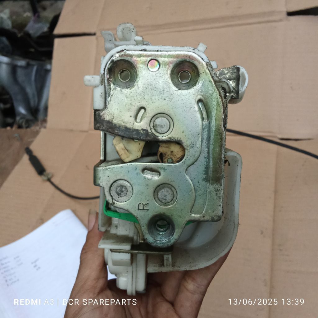 Doorlock Honda Accord cm5