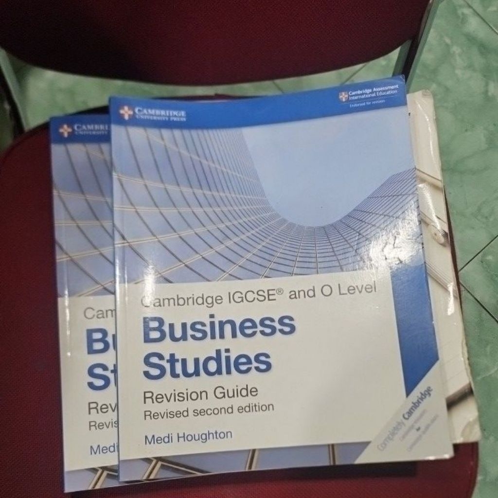 CAMBRIDGE IGCSE BUSINESS STUDIES REVISION GUIDE