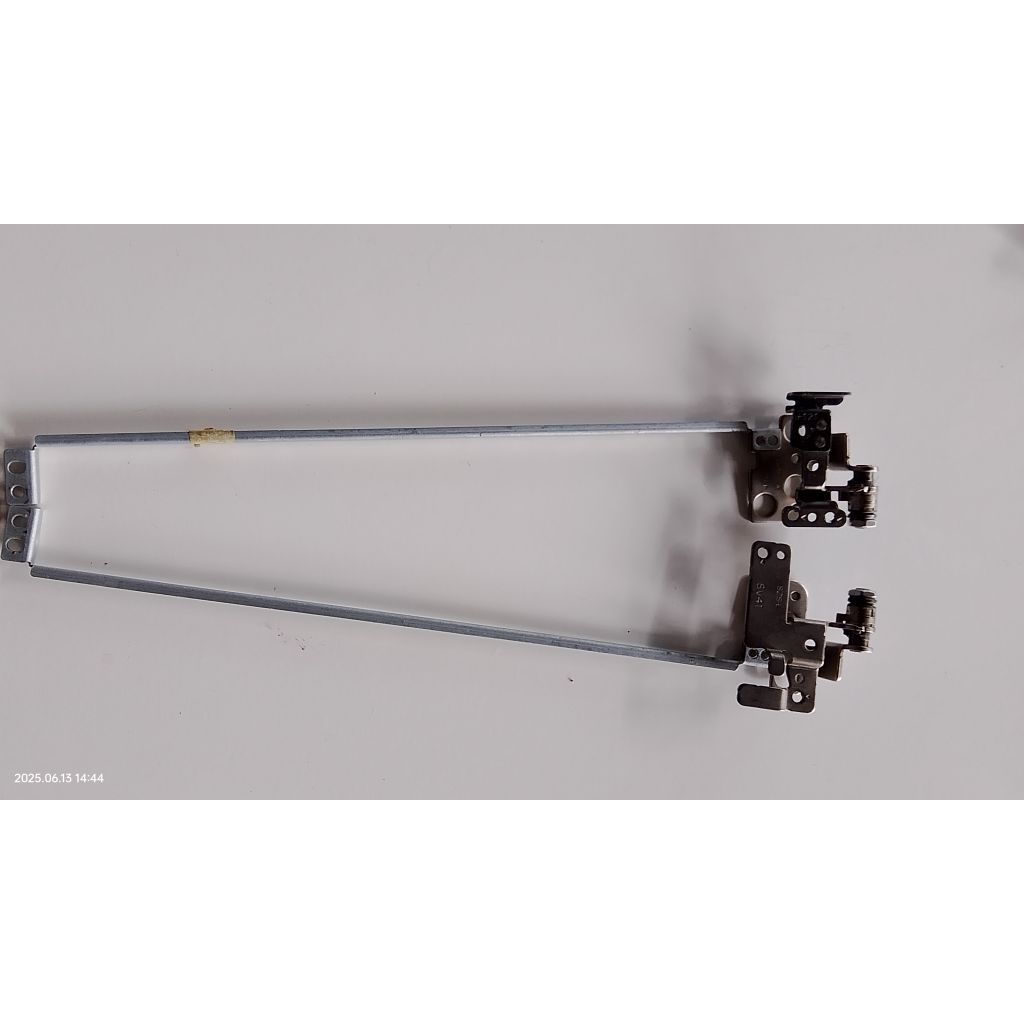 engsel laptop asus x450j