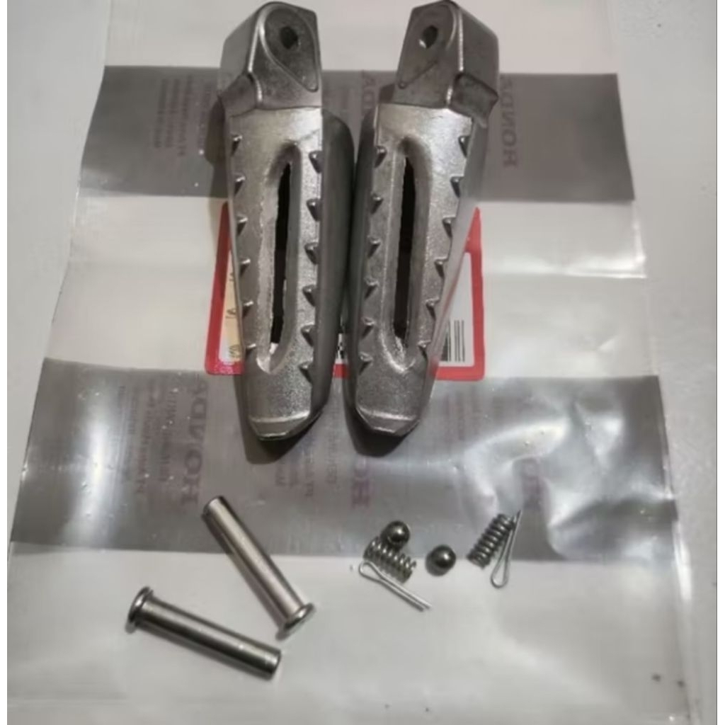 FOOT STEP BELAKANG VARIO 150 NEW,VARIO 125 NEW