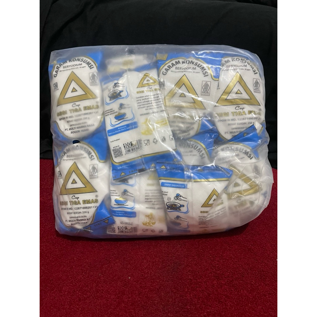 

garam 1 Bal per pak 250 gram merk Segitiga Emas Beryodium