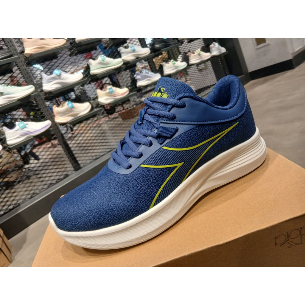 sepatu sport olahraga runing pria branded diadora navy stabilo