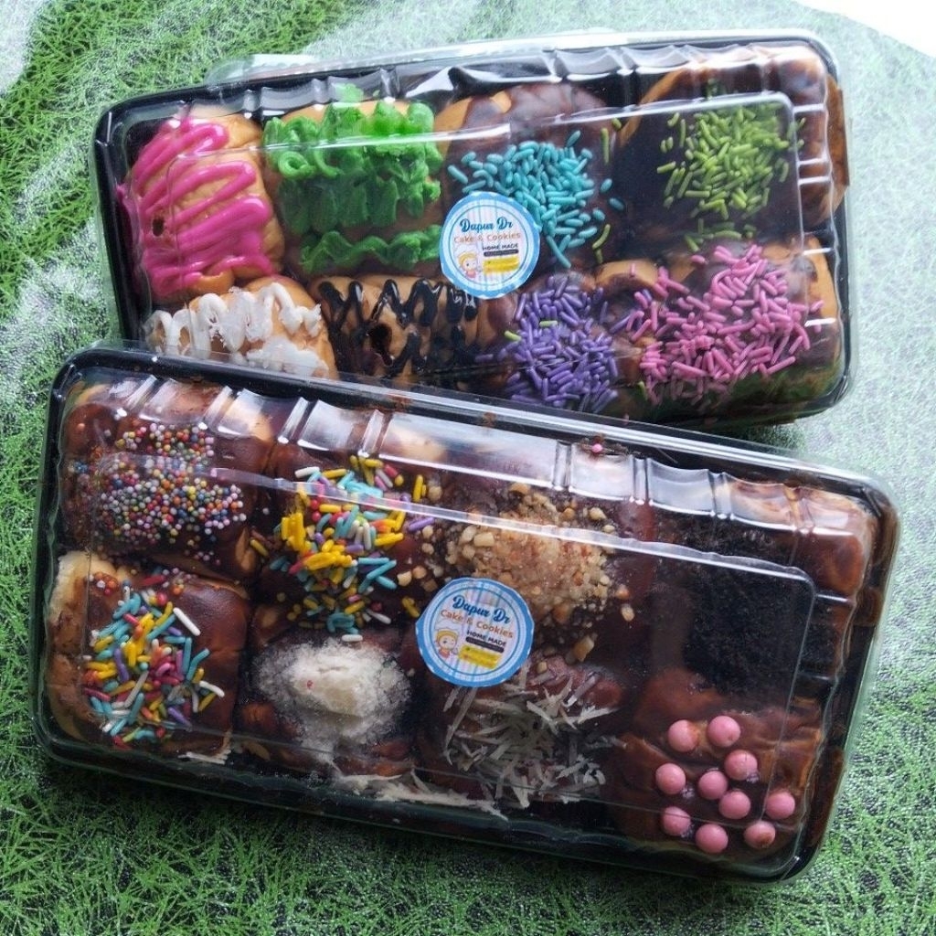 

Roti Donat Topping/Aneka Topping isi cokelat didalam roti