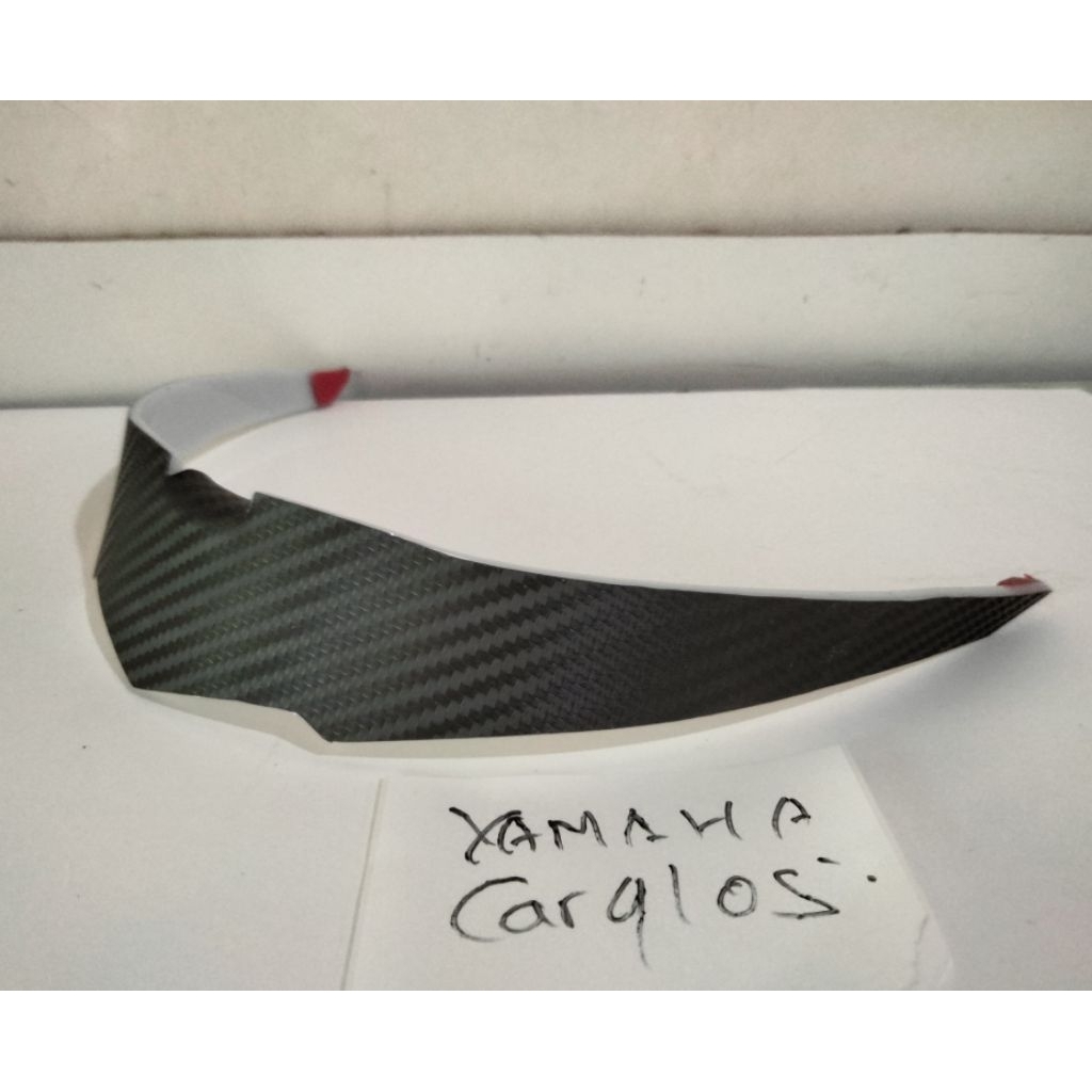 spoiler helm Yamaha Cargloss bahan akrilik