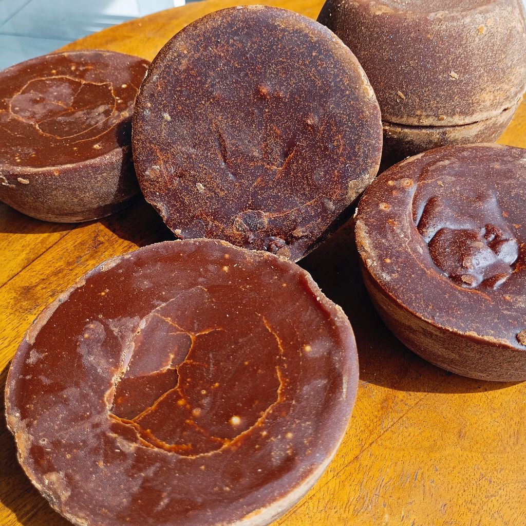 

Gula aren Super asli 100% gula nira 1kg asli manis