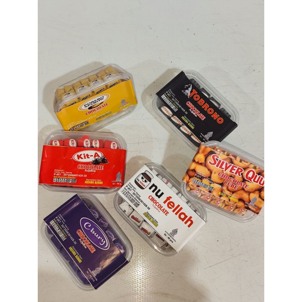 

CHOCOLATE CUBE isi 40pcs/cup By ARJAIHA
