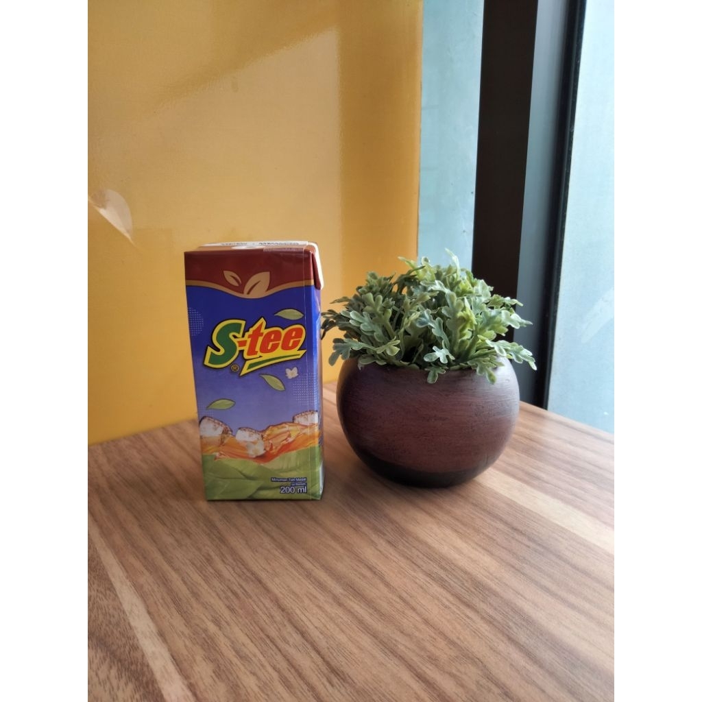 

s-tee kotak 200ml