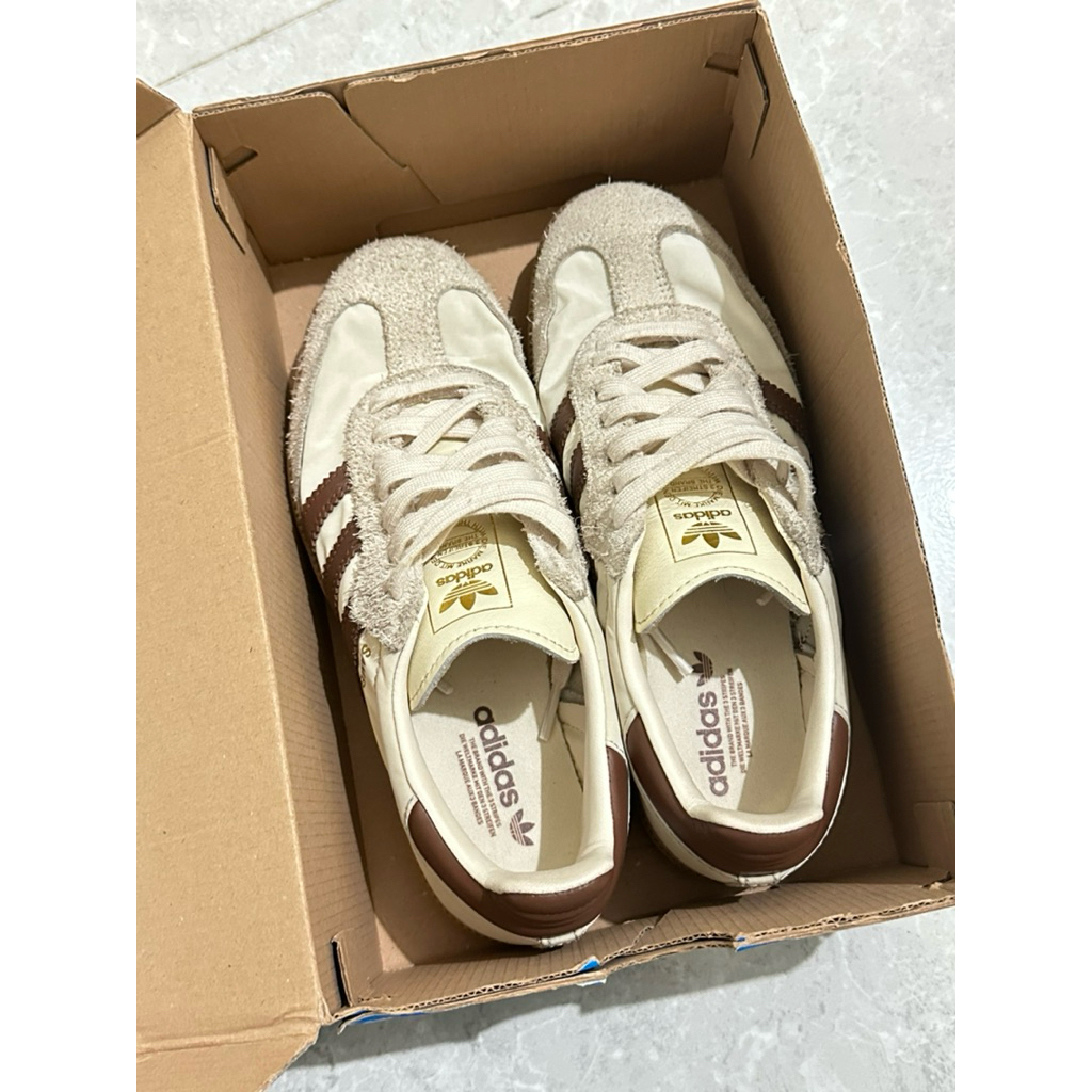 Preloved Adidas samba og Brown