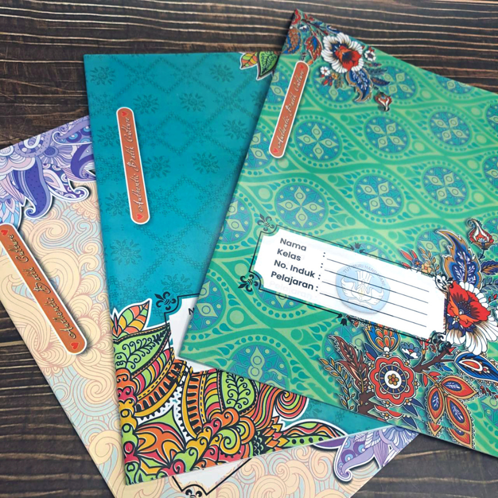 

JENIA Sampul Buku Tulis Boxy Motif Batik Art Paper - Isi 20 Pcs
