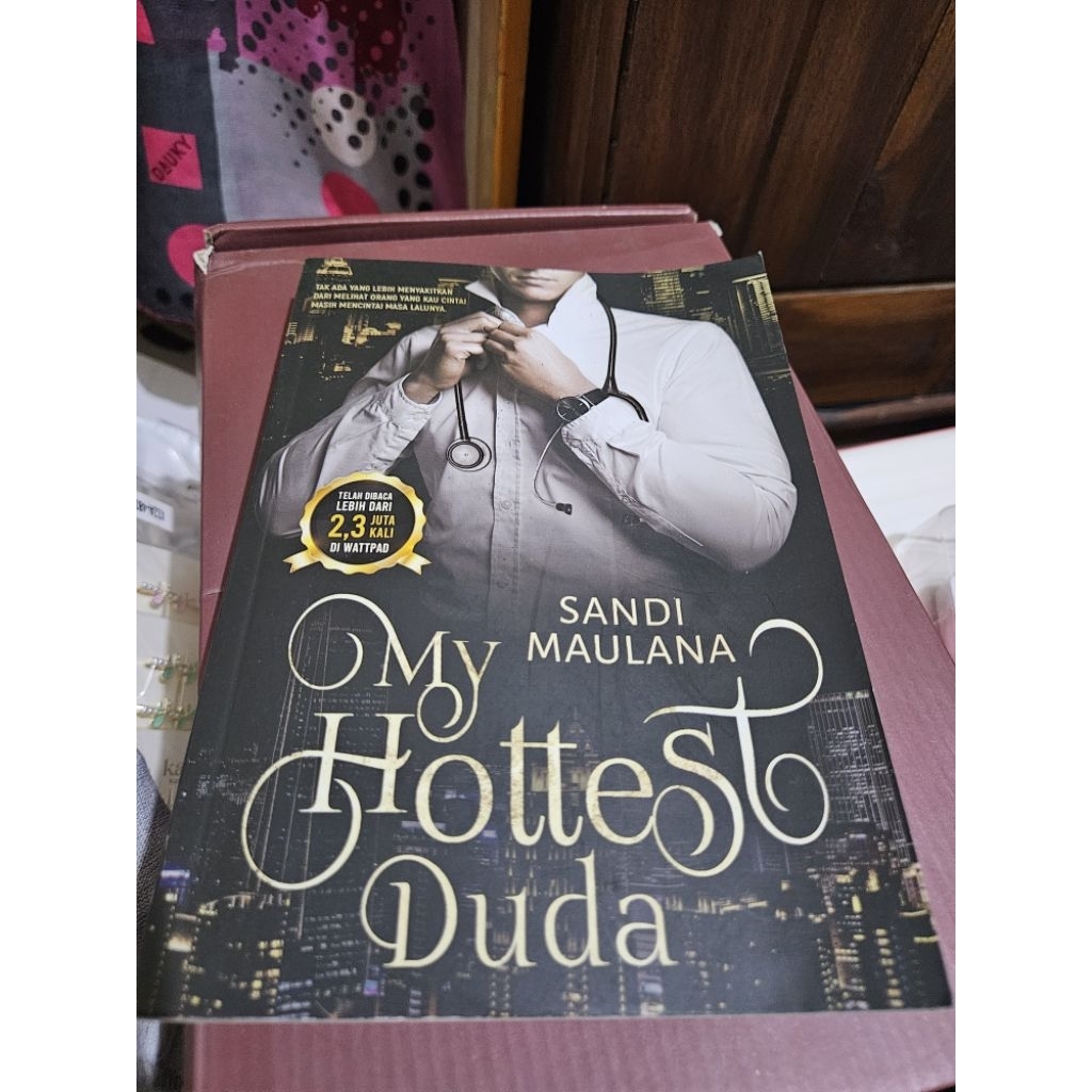 (Preloved) My Hottest Duda