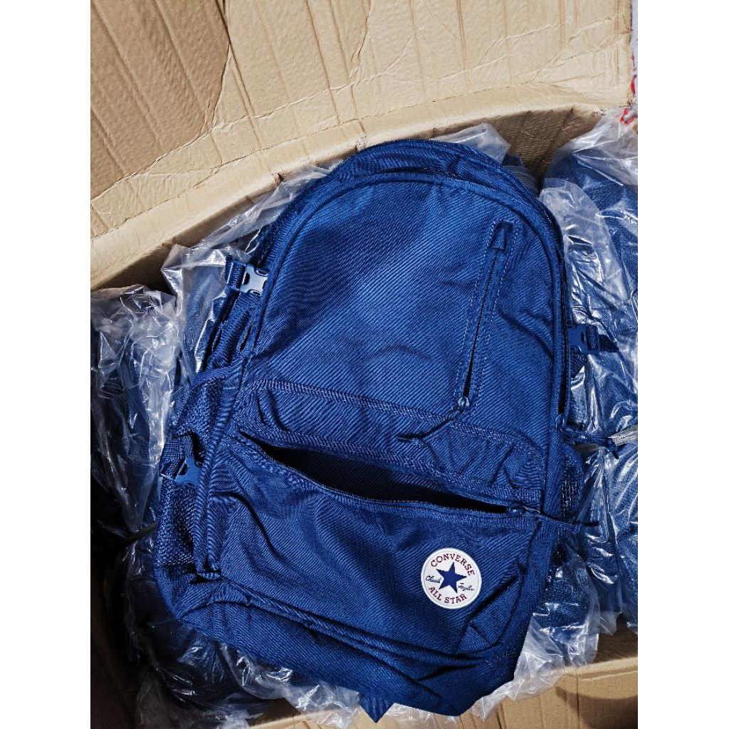 TAS CONVERSE STRAIGHT EDGE SLOT 4 ORIGINAL MURAH