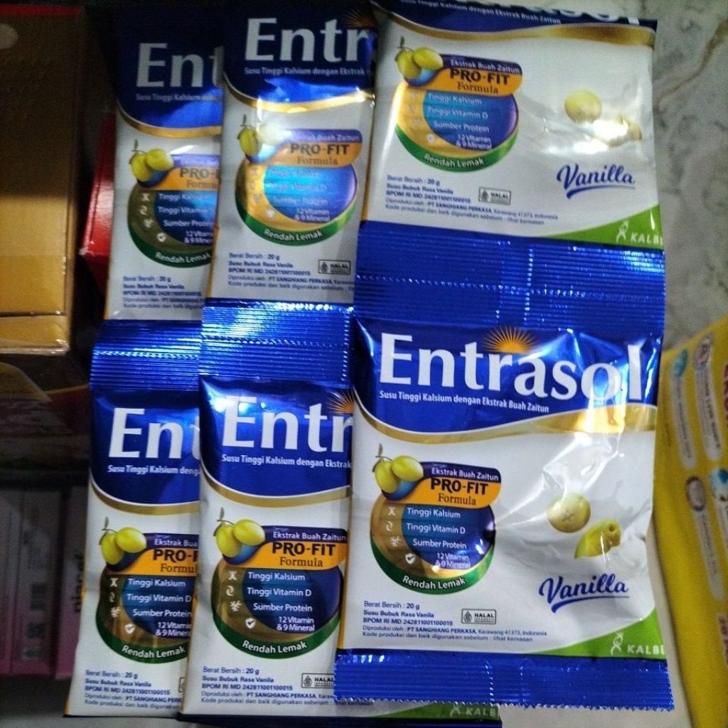

Promo cuci gudang! SUSU ENTRASOL SASET isi 10 saset (20gr/saset) rasa VANILA. susu tinggi kalsium. Paling Murah