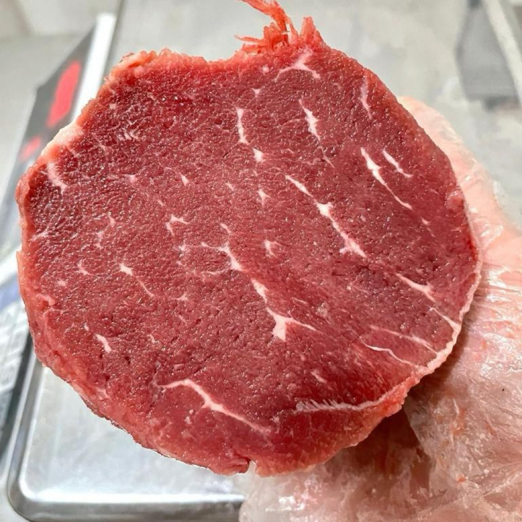 

Meat Online Sapi Has Dalam (tenderloin)