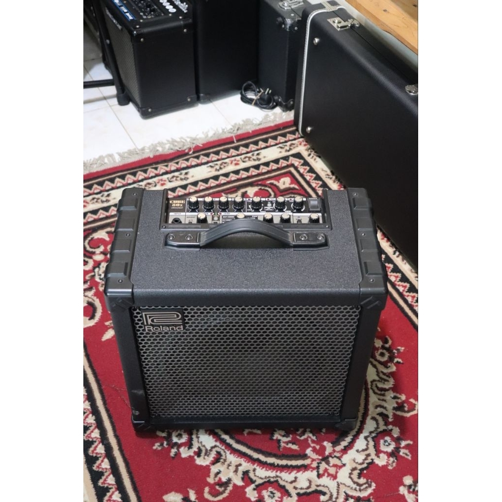 AMPLIFIER ROLAND CUBE 80X