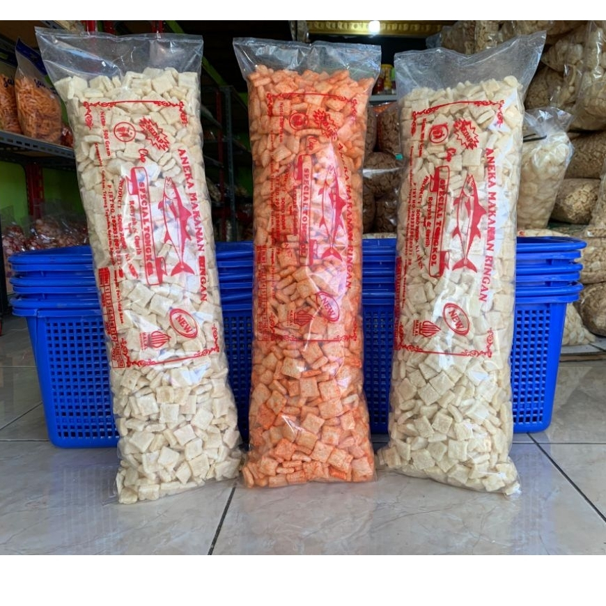 

1bal/500gr kerupuk rambak tahu rasa balado/ kerupuk rambak tahu balado 1bal/ kerupuk tahu/snack/cemilan