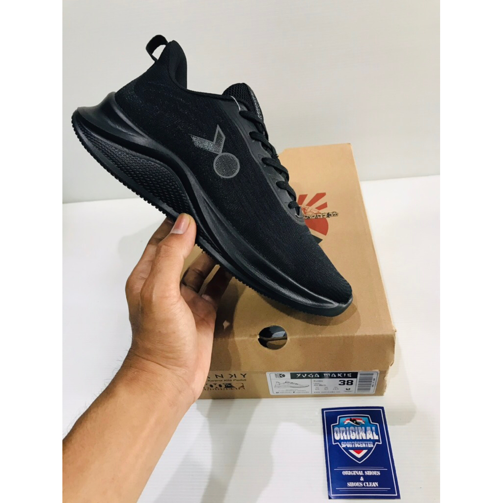BIG SALE KANKY YUKU ORIGINAL SEPATU HITAM/FULL BLACK/SEKOLAH/RUNNING/LARI/SNEAKERS/WANITA
