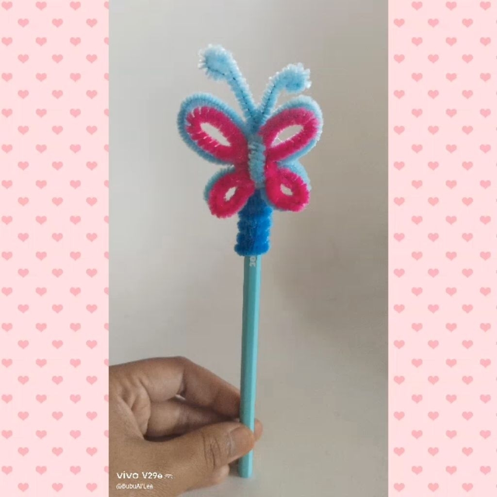 

Alat tulis Pensil kekinian gift penyemangat belajar anak sekolah