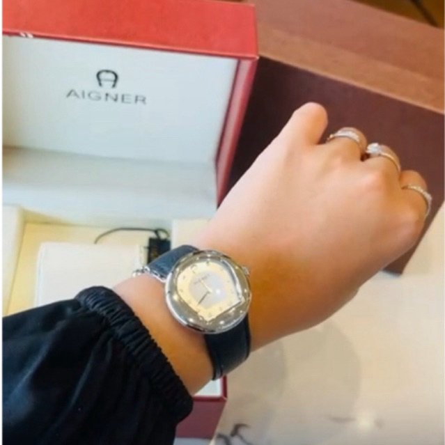 Jam tangan aigner leather black