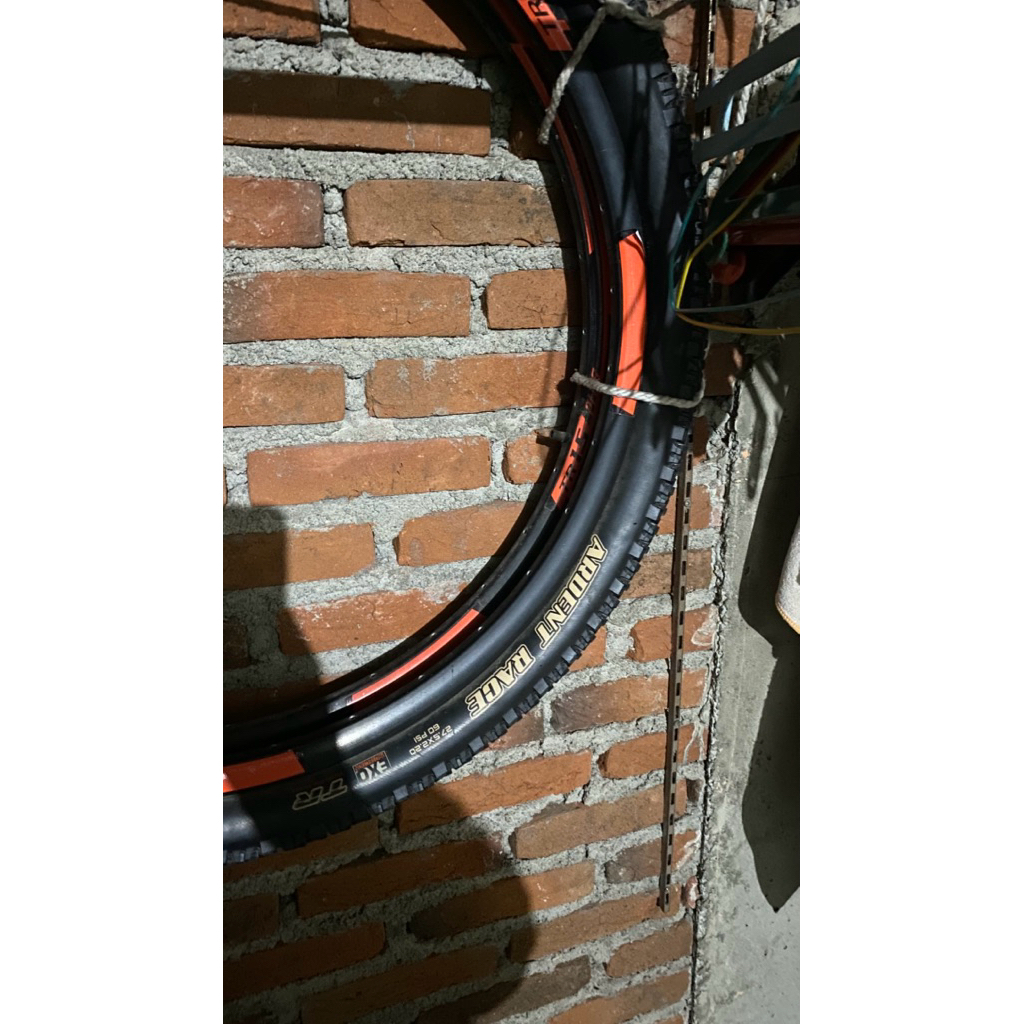 Rims dan Ban maxxis ardent race