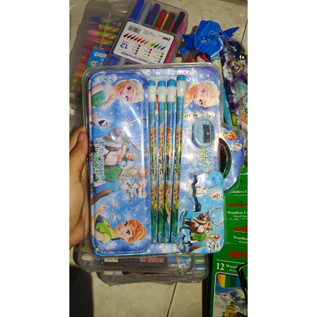 

ALAT TULIS FROZEN, ISI PENSIL, KOTAK PENSIL, RAUTAN