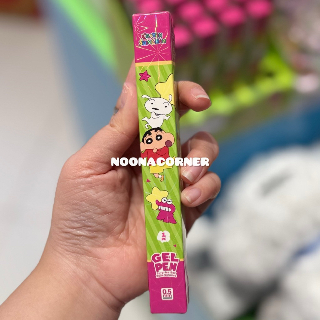 

Miniso x Shinchan ‼️ BlindBox Gel Pen Pulpen Crayon Shinchan 0,5mm Black Collections (1 pcs Random)