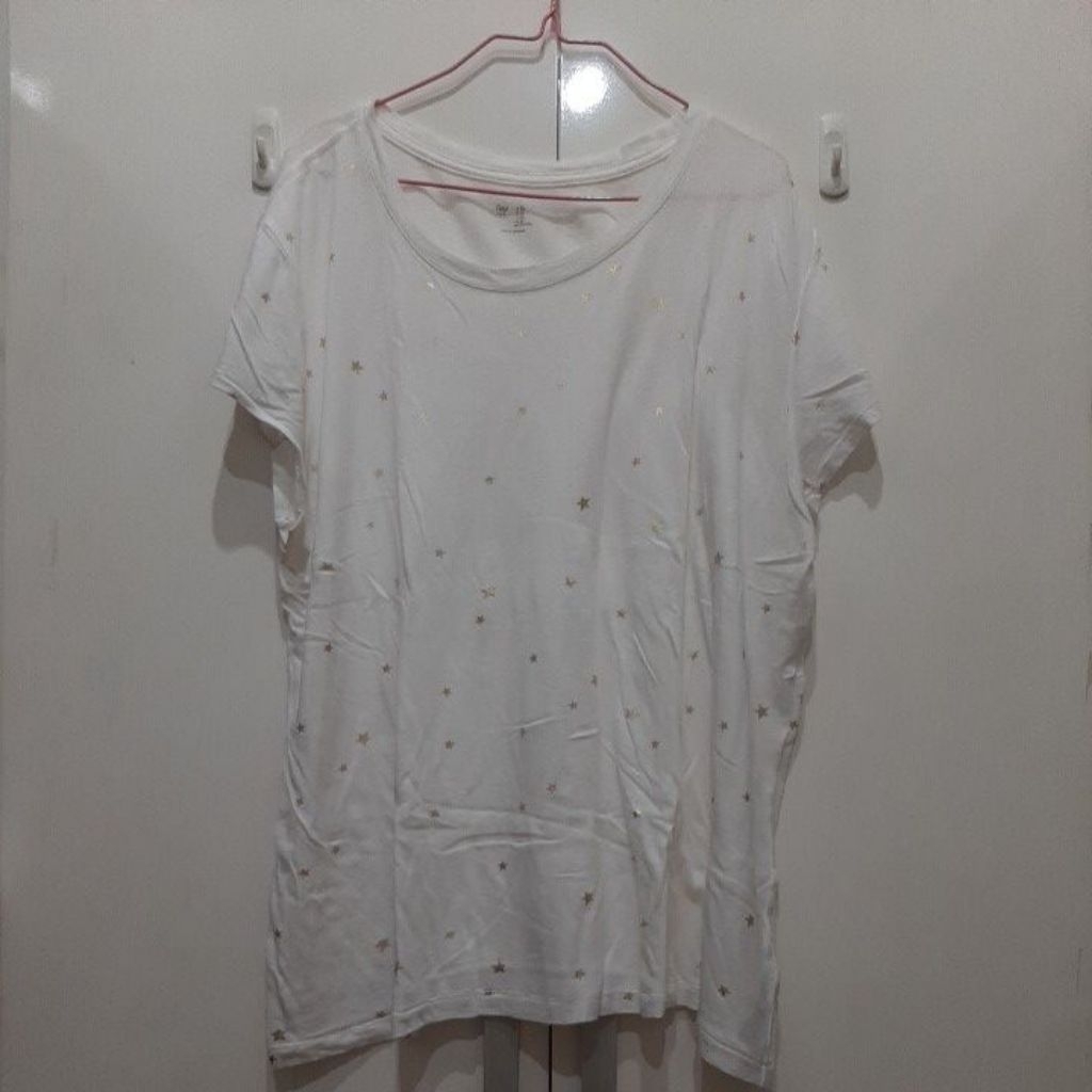 SECOND TSHIRT PUTIH BINTANG