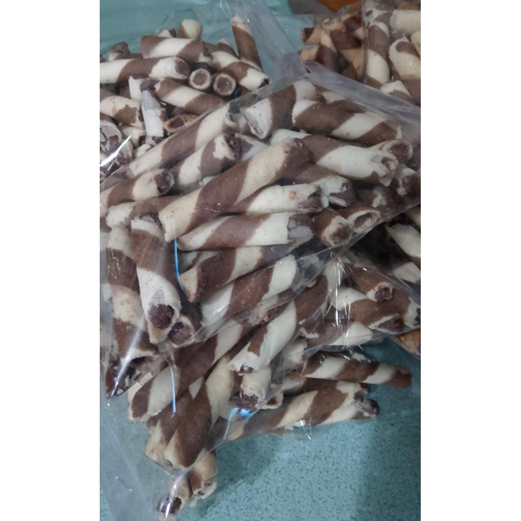 

Patahan Deka, isi full coklat dan nutella, berat 250 gram
