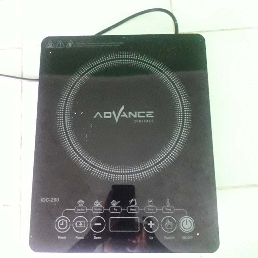 Kompor Induksi Advance