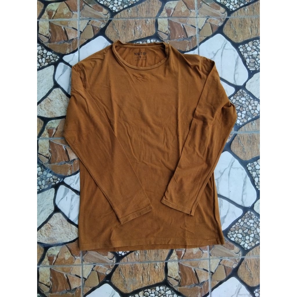 Preloved Male id - T-shirt Brown - Kaos Polos Lengan Panjang Coklat