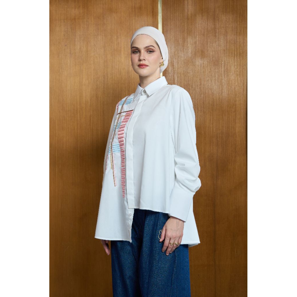 KAMIDEA || SIENNA EMBROIDERY TOP